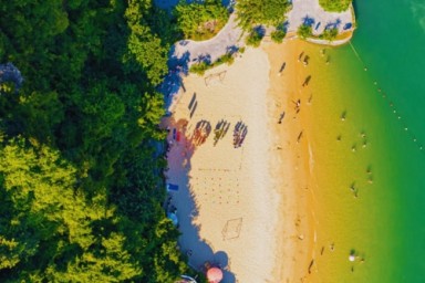 Halong Bay - Titov Island – Hanoi (B, Br)